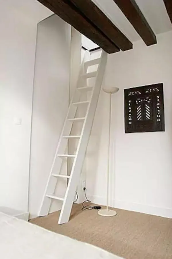 Apartment Ferienwohnung Charming Cosy Triplex In Trendy Marais Paris